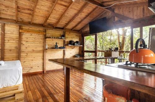 Caba�a En Medio Del Bosque Con Jacuzzi - Santa Elena