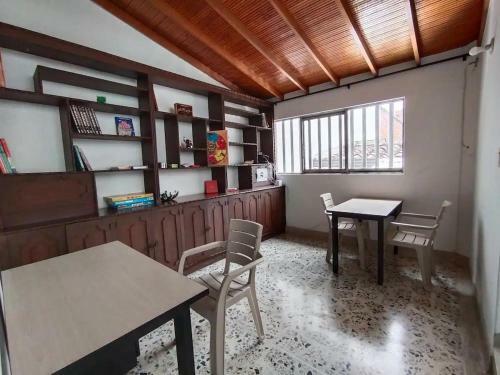 Hostal Casa Nogal 76