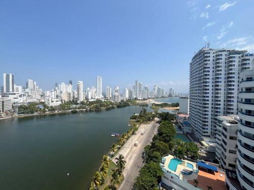 Apartamento Amazing Penthouse With Stunning Views & Pool