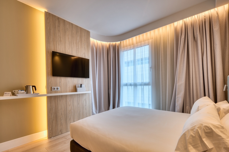 Hotel Holiday Inn Express Madrid Airport