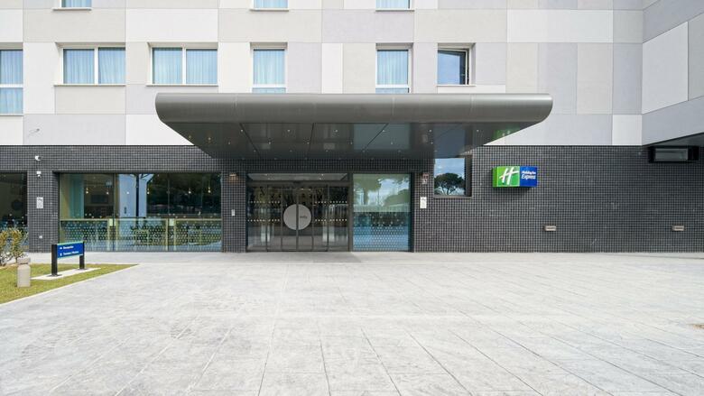 Hotel Holiday Inn Express Madrid Airport