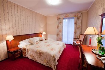 Hotel - Dworek Tryumf