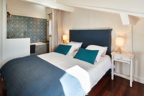 Hostal Maison Arbolateia