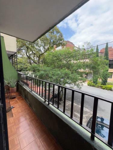 Apartamento Calazans, Cerca A La Estaci�n Floresta