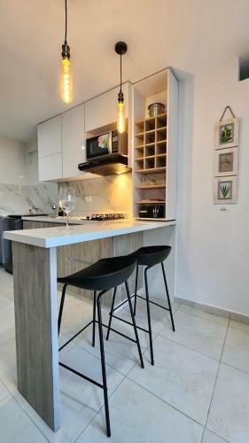 Apartaestudio De Lujo En Excelente Ubicaci�n