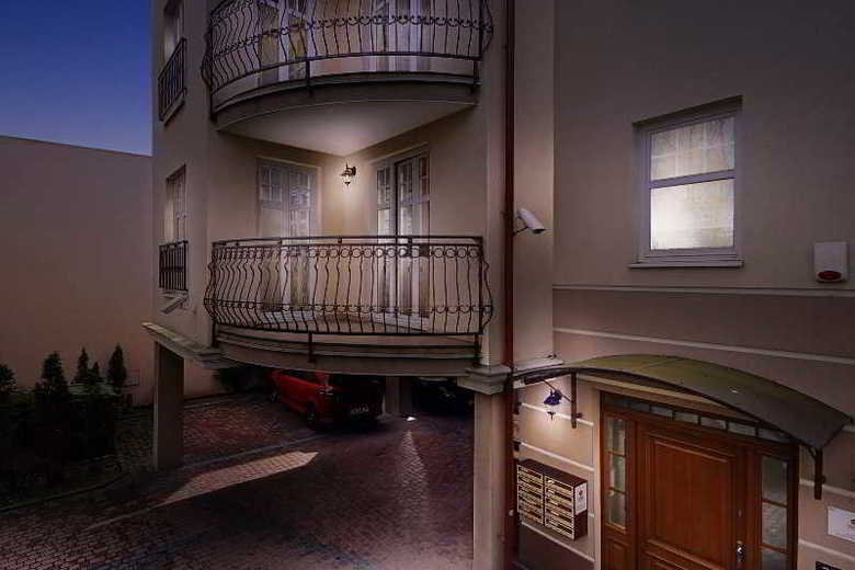 Bianca Apartments