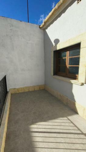 Casa de Pueblo Con Patio Y Barbacoa