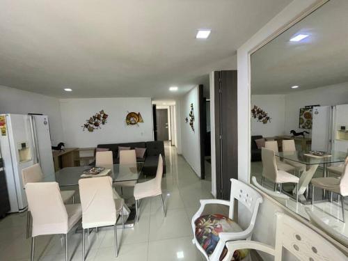 Amplio Apartamento En El Centro!