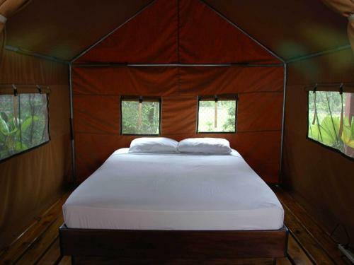 Hostal Arenal Backpackers Resort