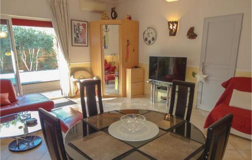 Holiday Home Vileneuve Les Beziers Rue de Parc