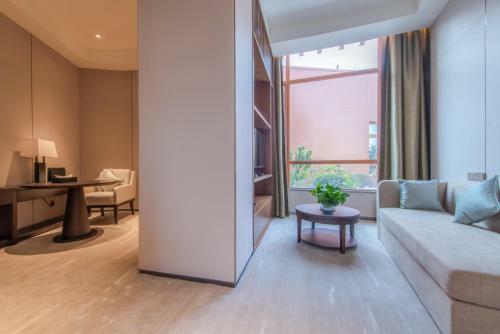 Hotel Grand Metropark Resort Yangcheng Suzhou
