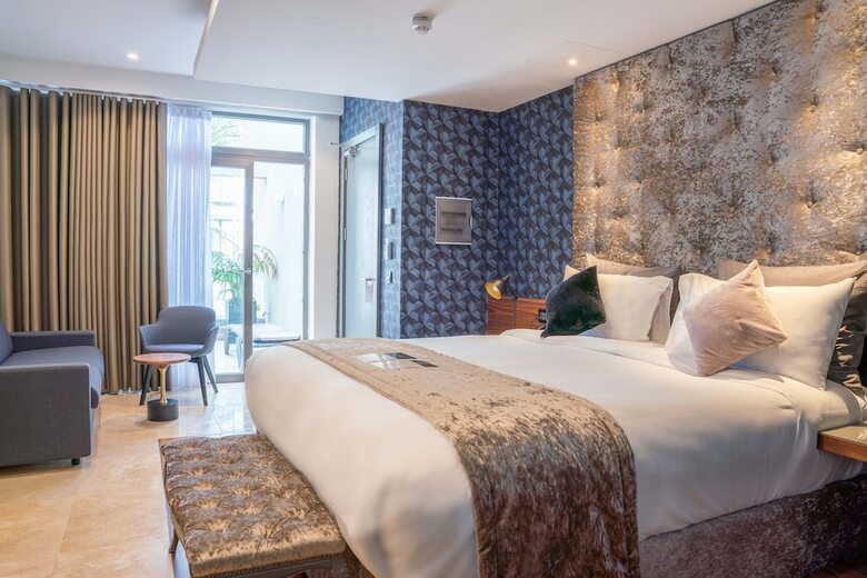 Hotel The Village Boutique And Spa