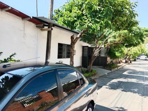 C�moda Casa Estilo Colonial En Rivera