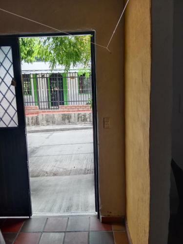 C�moda Casa Estilo Colonial En Rivera
