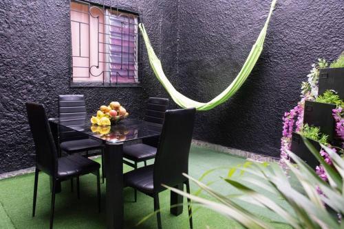 Apartamento Pleasant House 20 People In Laureles