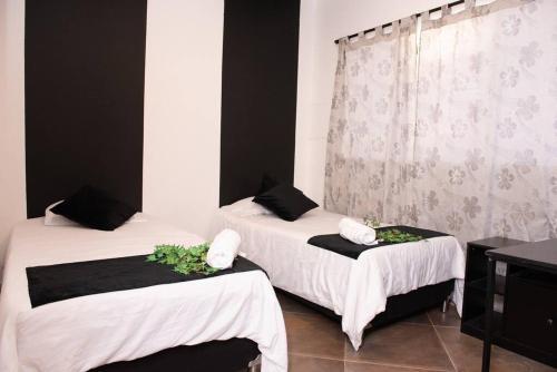 Apartamento Pleasant House 20 People In Laureles