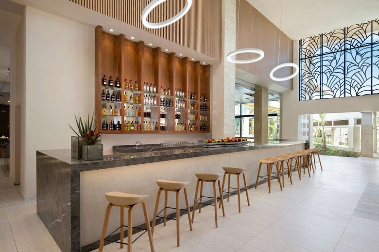 Hotel Serenade All Suites - Adults Only Resort