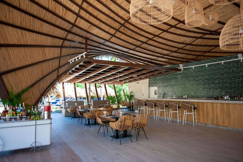 Hotel Serenade All Suites - Adults Only Resort