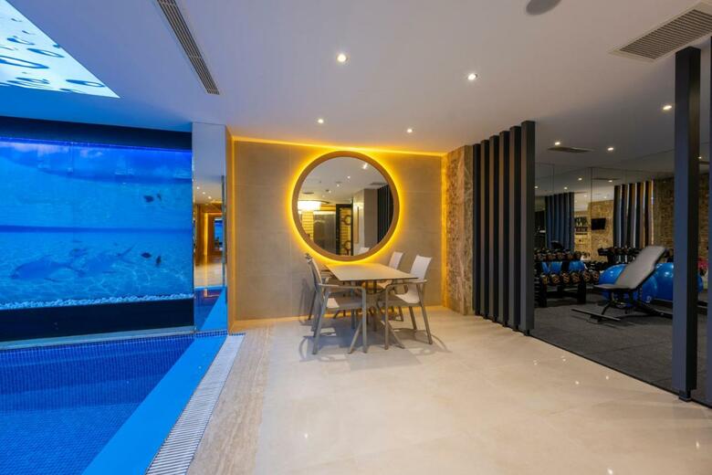 Freya Hotel