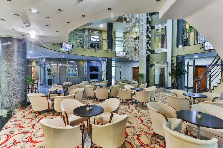 Kings Park Hotel