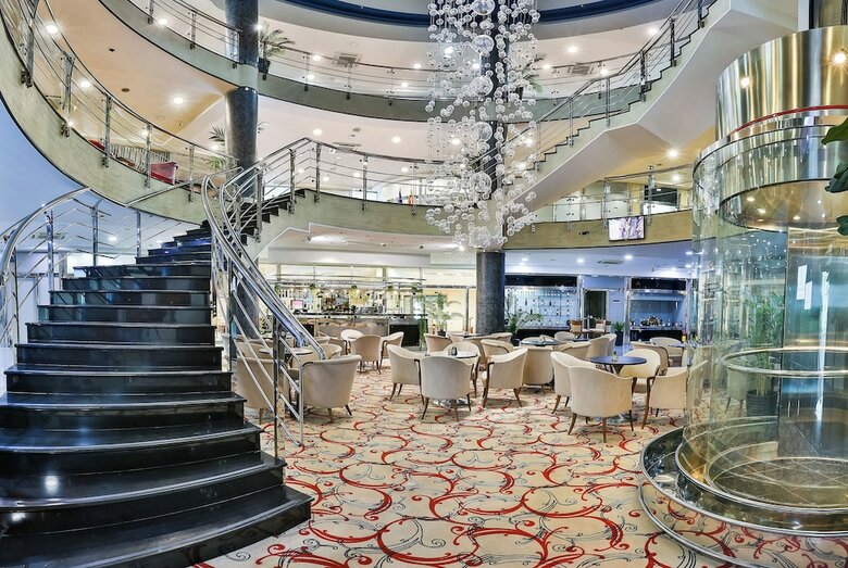 Kings Park Hotel