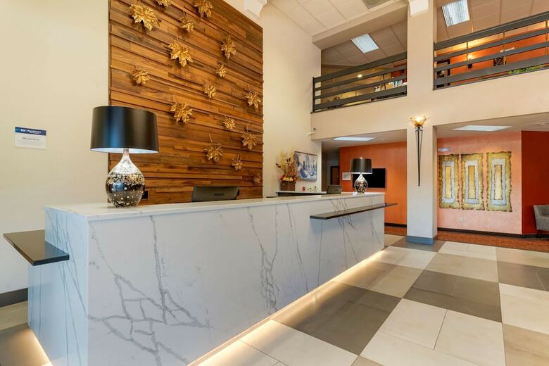 Hotel Best Western Plus Mill Creek Inn