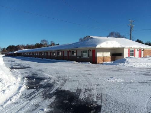 Motel Budget Host Inn - Manistique