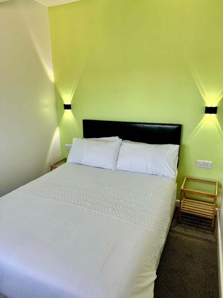 Charlton Aparthotel
