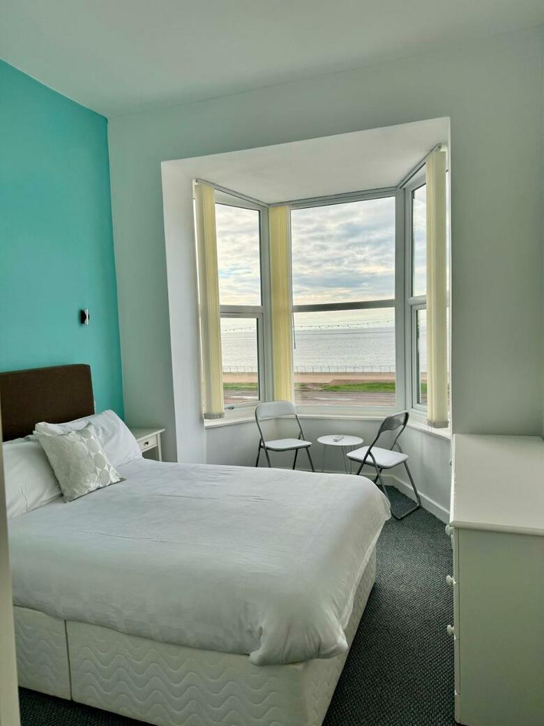 Charlton Aparthotel