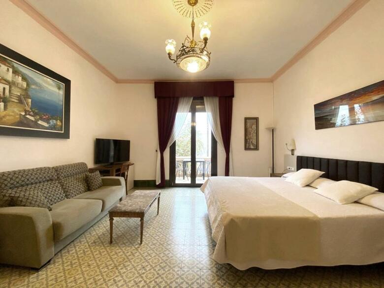 Hotel Llar De Capitans