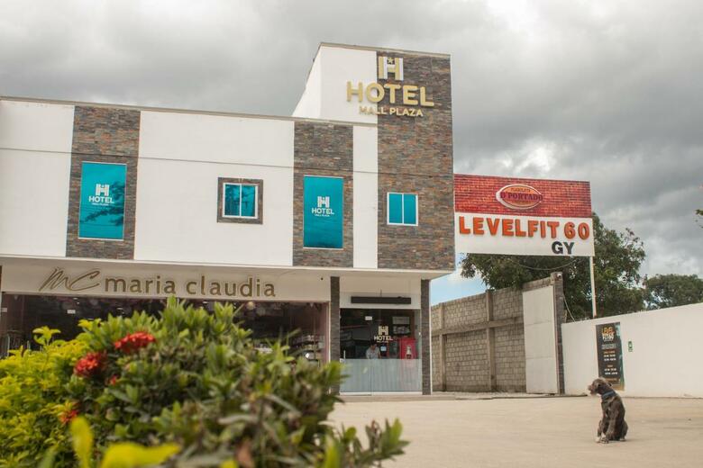 Hotel Mall Plaza
