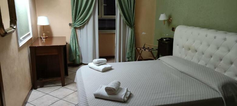 Hotel Montreal