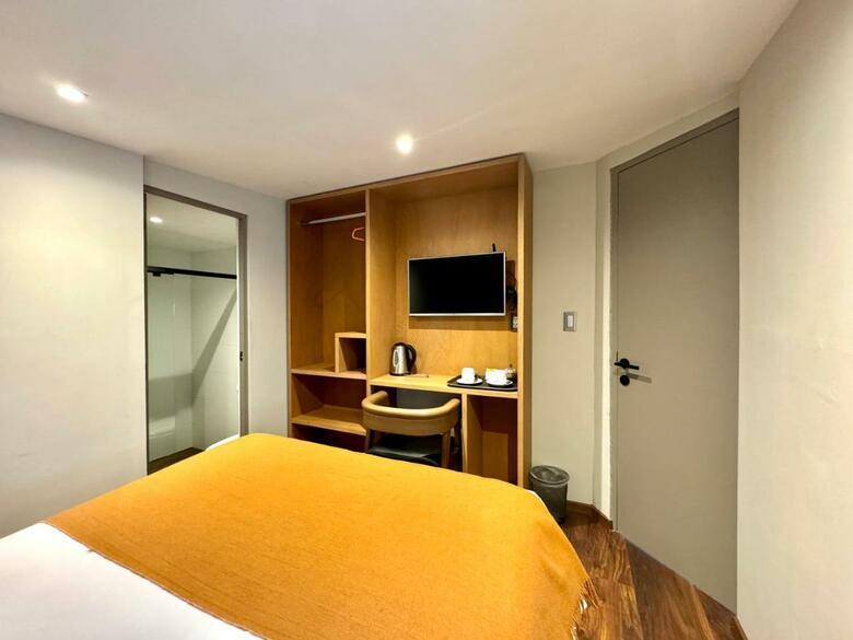 Hotel Montes Central