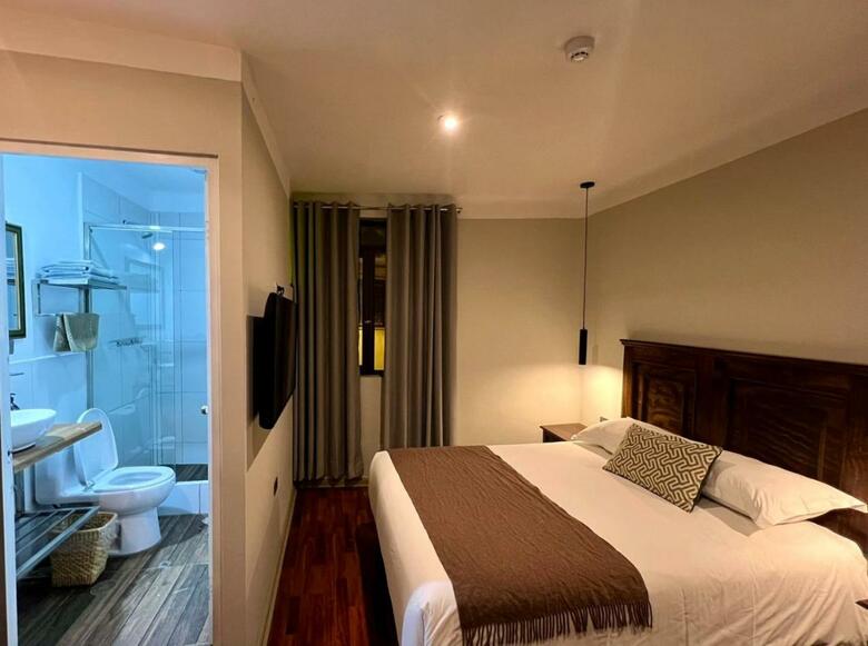 Hotel Montes Central