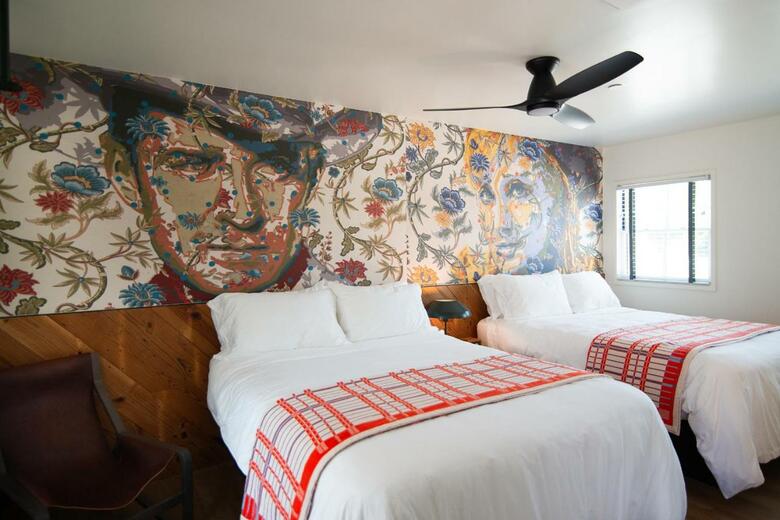 Talbot Commons Hotel