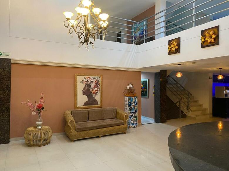 Hotel Olas Marinas Inn