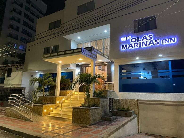 Hotel Olas Marinas Inn