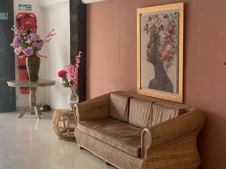 Hotel Olas Marinas Inn