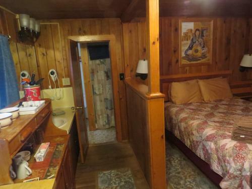 Mountain Motel