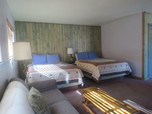 Mountain Motel