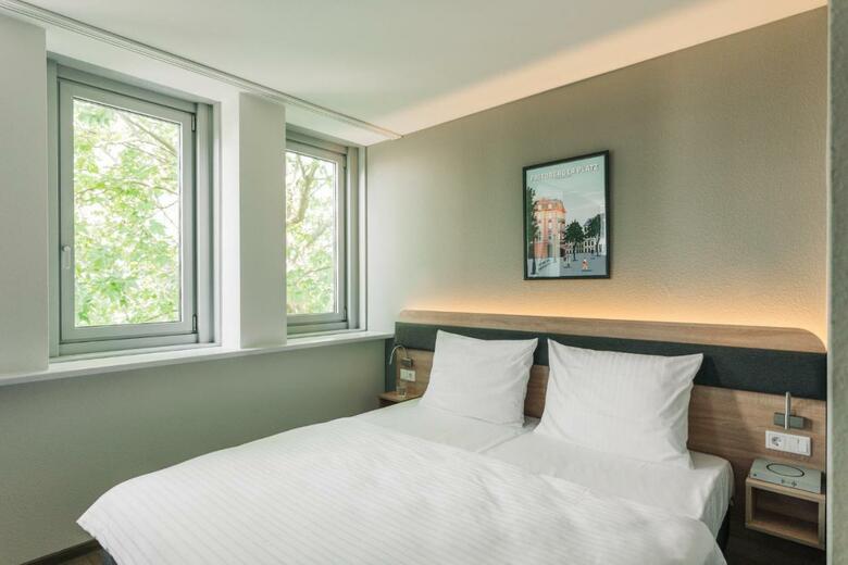 Homaris Corner Hotel