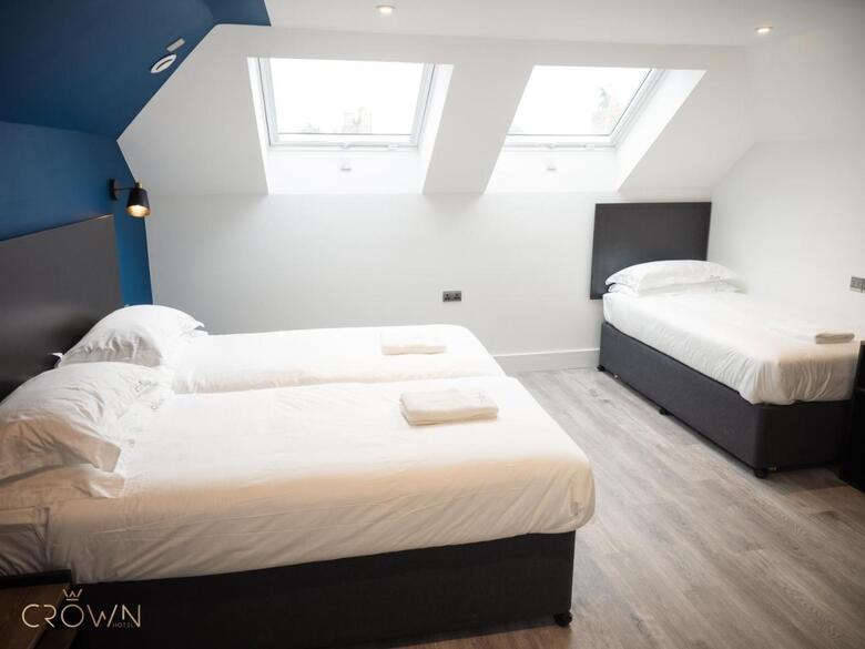 Crown Hotel