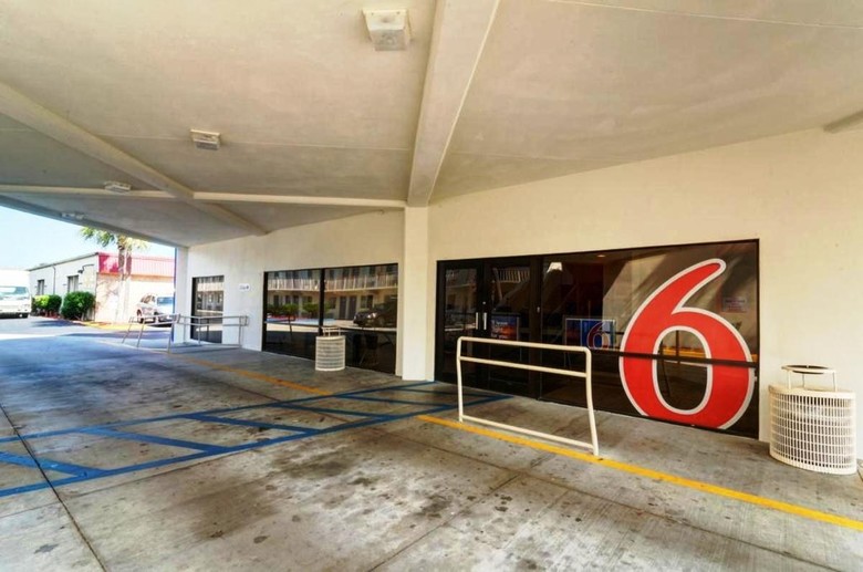 Motel 6 Destin