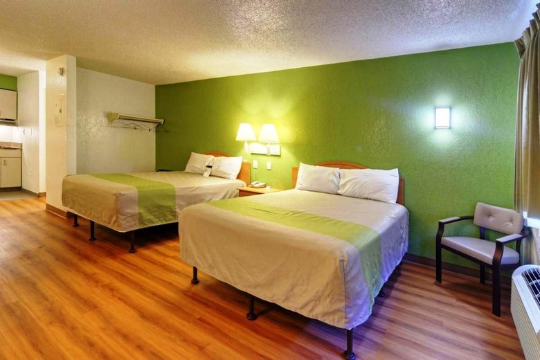 Motel 6 Destin