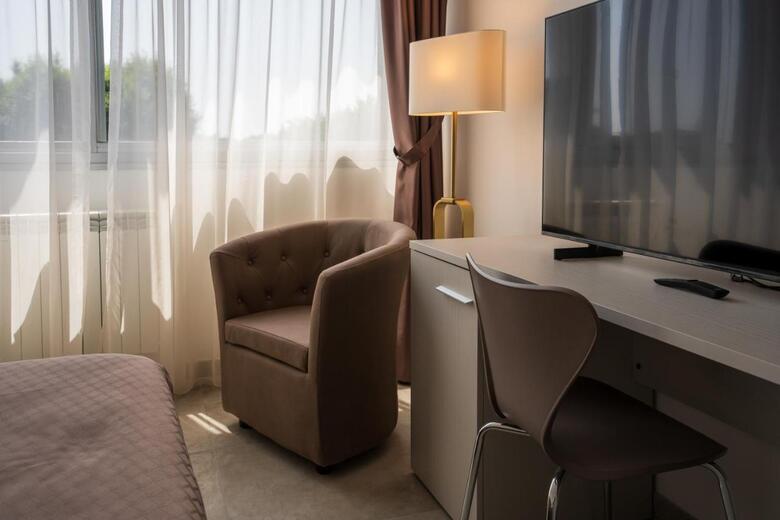 Hotel Bul�