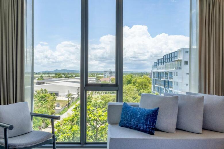Hotel Howard Johnson By Wyndham Pattaya Jc