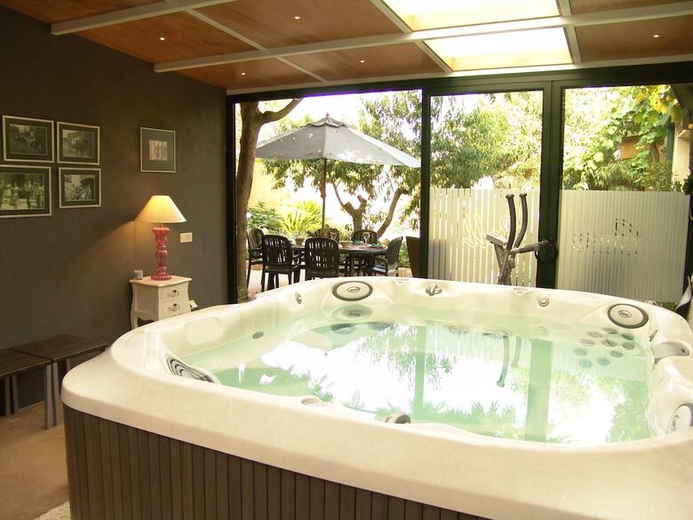 Bed & Breakfast Can Coll II