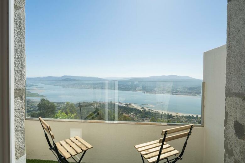 Hostal Alda Santa Trega