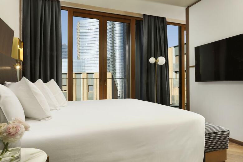 Hotel Milano Verticale | UNA Esperienze
