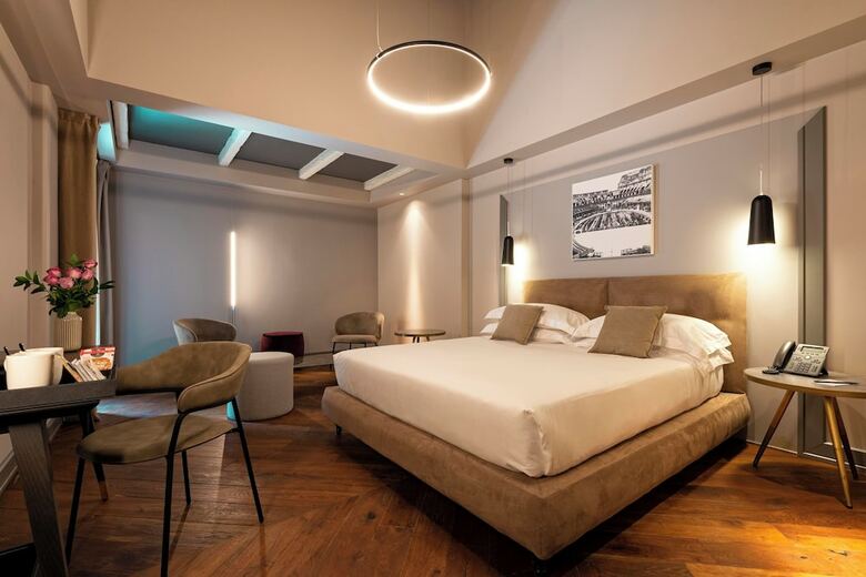 Loly Boutique Hotel